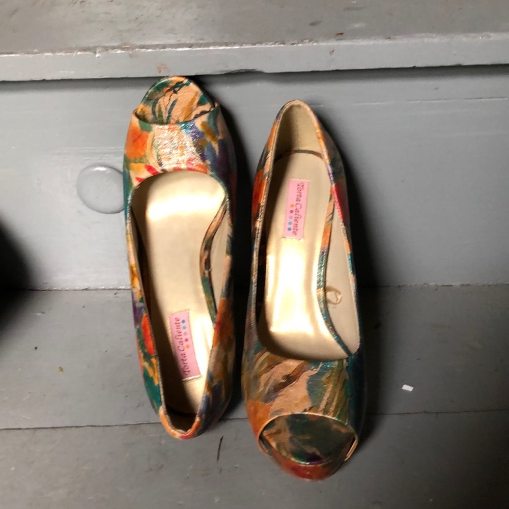 Multicolor heels - Picture 4 of 4